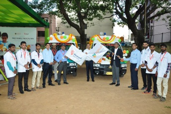 Mr. Ittira Davis - MD and CEO, Ujjivan Financial Services Ltd. and Dr. Sujeet Ranjan - COO, Piramal Swasthya flagging off the Mobile Medical Units_Bangalore.jpg
